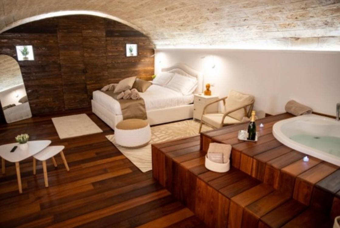 Lc Luxury Apartment Бари Екстериор снимка
