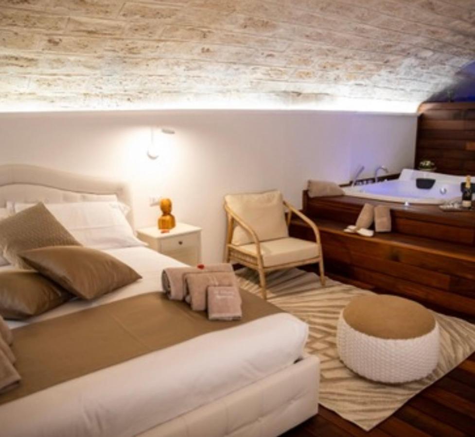Lc Luxury Apartment Бари Екстериор снимка