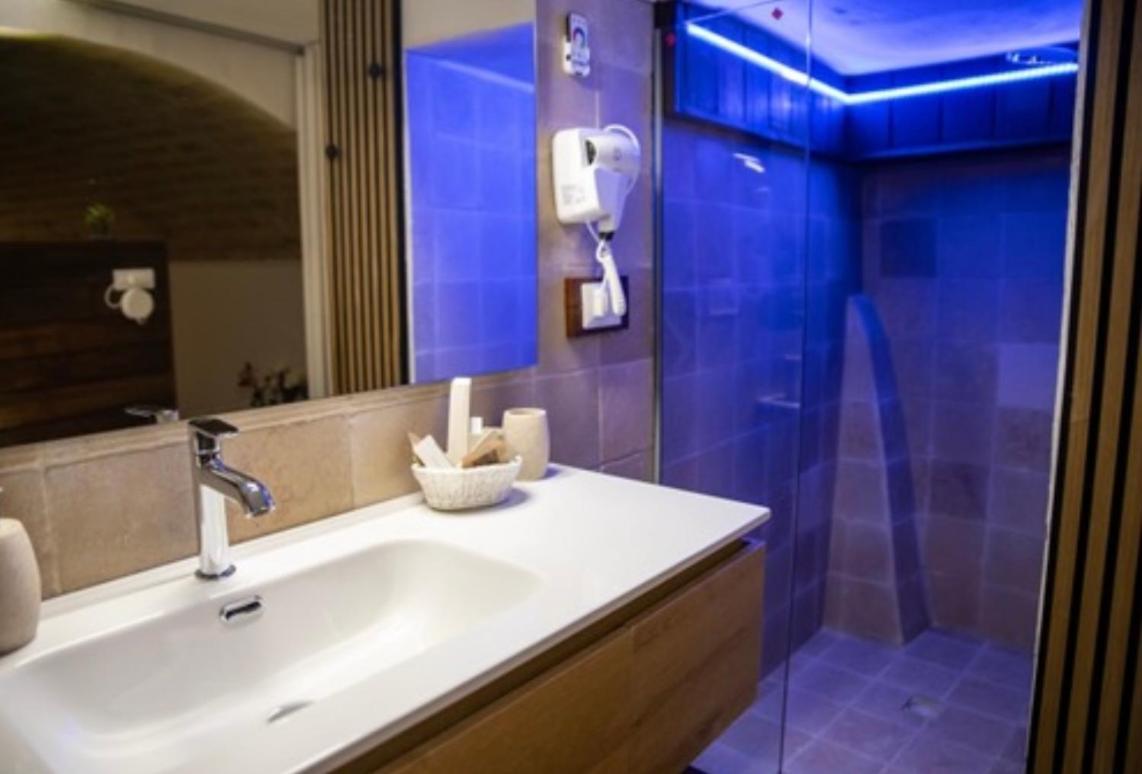 Lc Luxury Apartment Бари Екстериор снимка