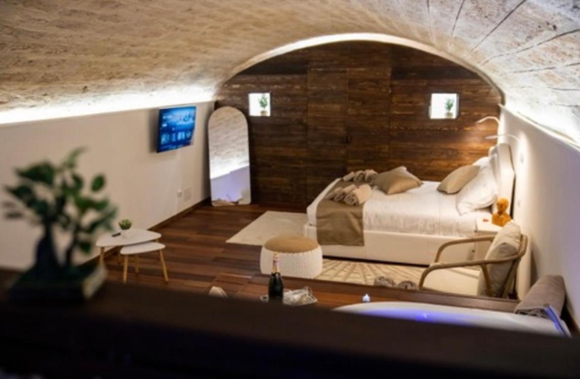 Lc Luxury Apartment Бари Екстериор снимка