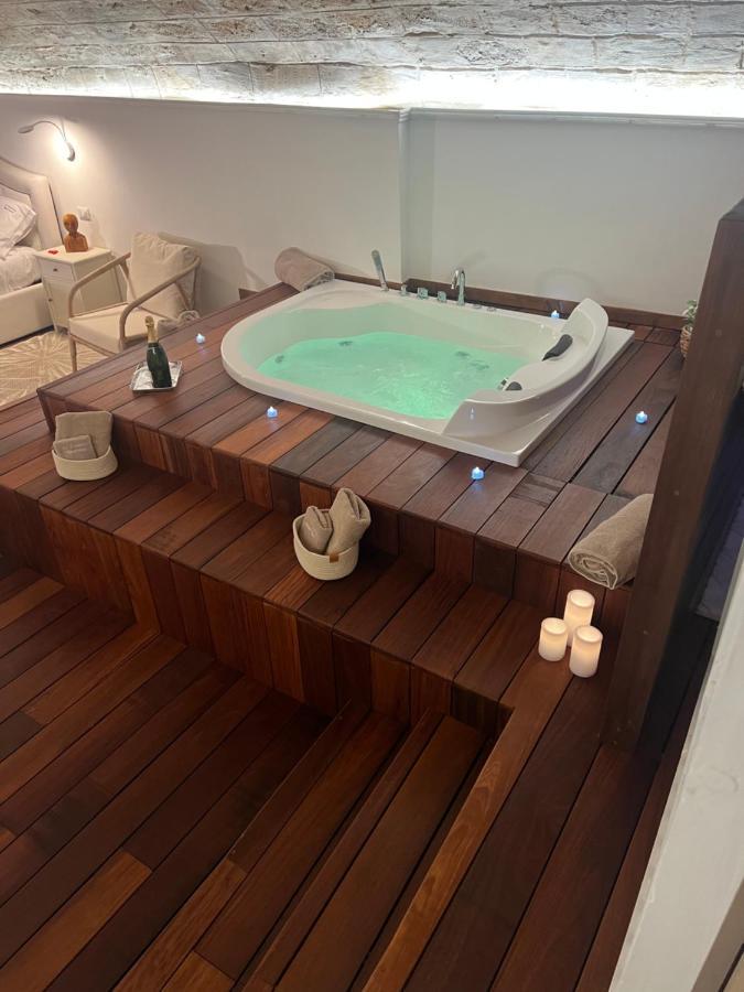 Lc Luxury Apartment Бари Екстериор снимка