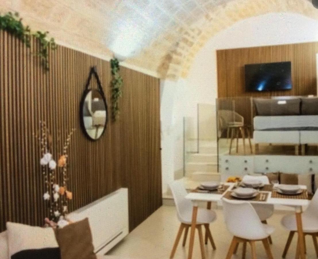 Lc Luxury Apartment Бари Екстериор снимка