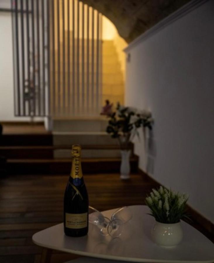 Lc Luxury Apartment Бари Екстериор снимка